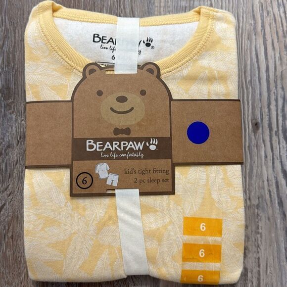 NWT BEARPAW ORGANIC COTTON KIDS 2 piece PAJAMA SET WITH SHORTS - Picture 4 of 5